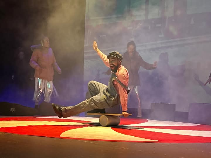 llega “Circotiko” al Teatro de Soledad