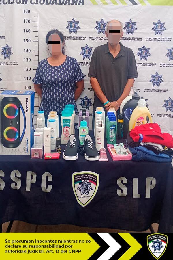 Oficiales de Guardia Municipal detienen a una pareja señalada por robo a comercio