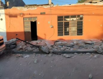 Reporte por la caída de una barda en una vivienda deshabitada en SGS