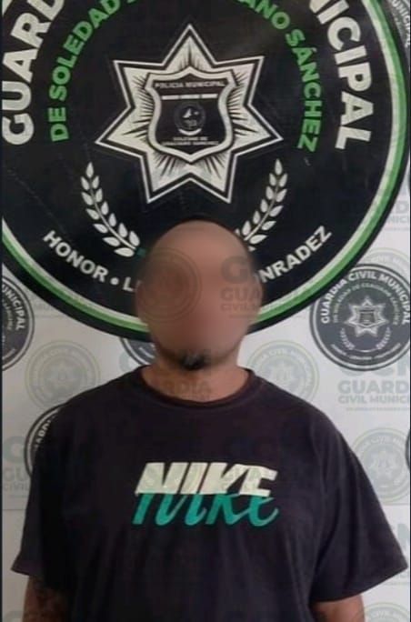 UN HOMBRE FUE DETENIDO POR PRESUNTA VIOLENCIA FAMILIAR