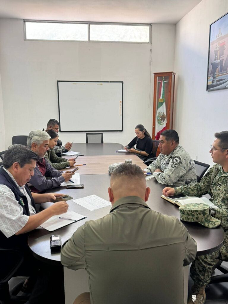 La Guardia Civil Municipal de Soledad de Graciano Sánchez recibió en sus instalaciones, la Mesa Regional de Seguridad